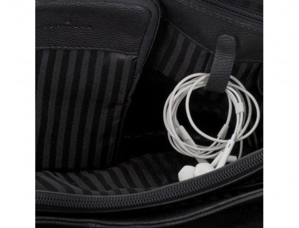 maletín de cuero con solapa negro cables