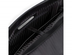maletín con solapa de cuero negro personalizado