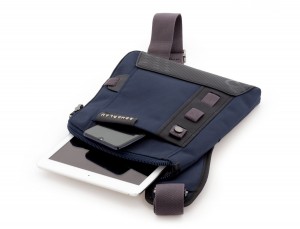 bolso bandolera de hombre azul tablet