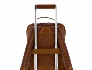 mochila vintage de piel para portátil marrón trolley