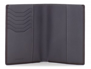 funda de piel para pasaporte marrón abierto