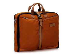 Travel suit bag in orange side
