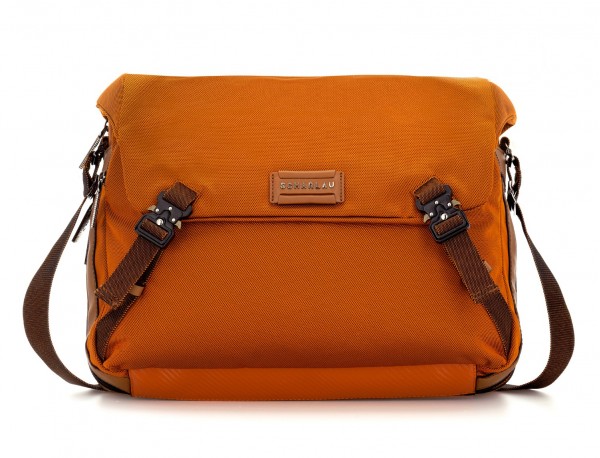 Messenger bag in arancia front