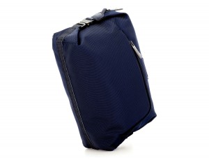 Toilet bag in blue side