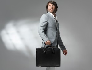 Leather briefbag lifestyle men