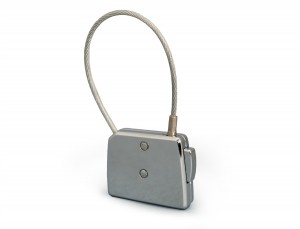 silver luggage lock back